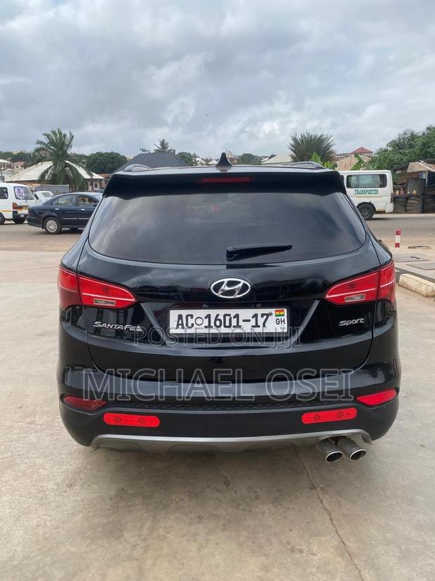 Hyundai Santa Fe 2014 Black · Photo 4