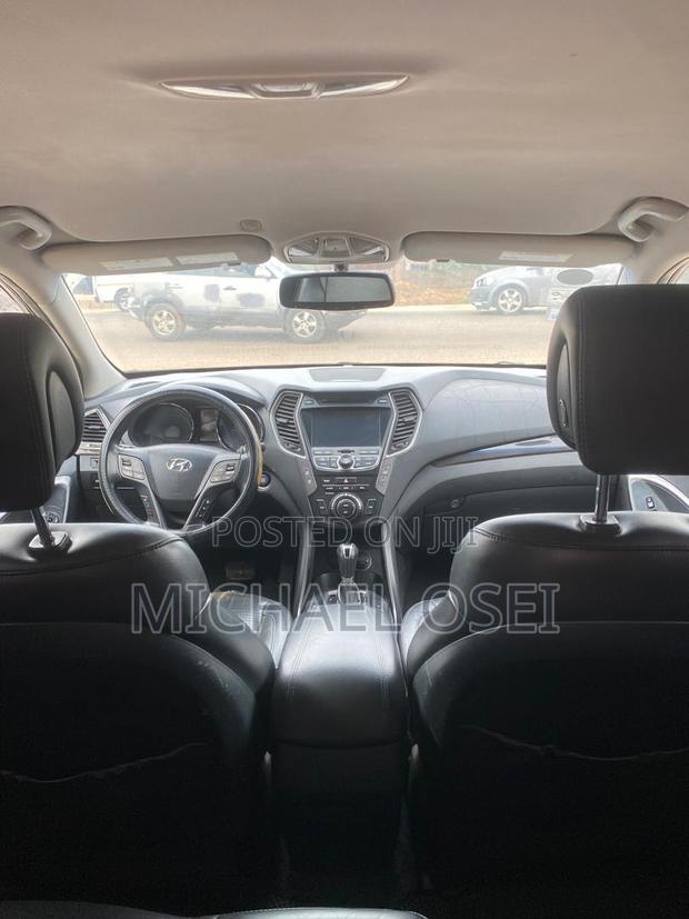 Hyundai Santa Fe 2014 Black · Photo 7
