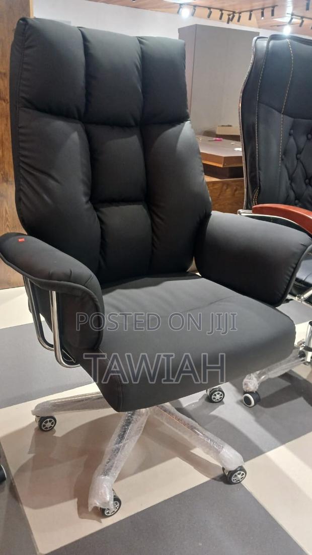 Luxury Office Chairs · Photo 2