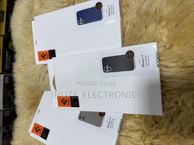 Spigen Mag Armor Magsafe Case for iPhone 17 · Photo 3