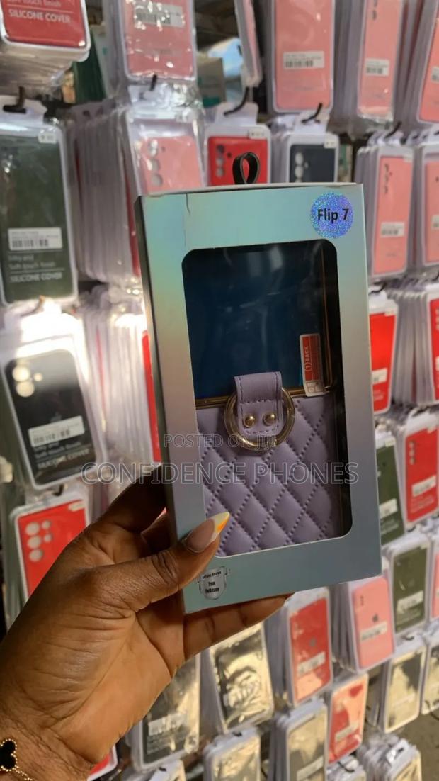 Samsung Flip 7 Cases Available · Photo 1