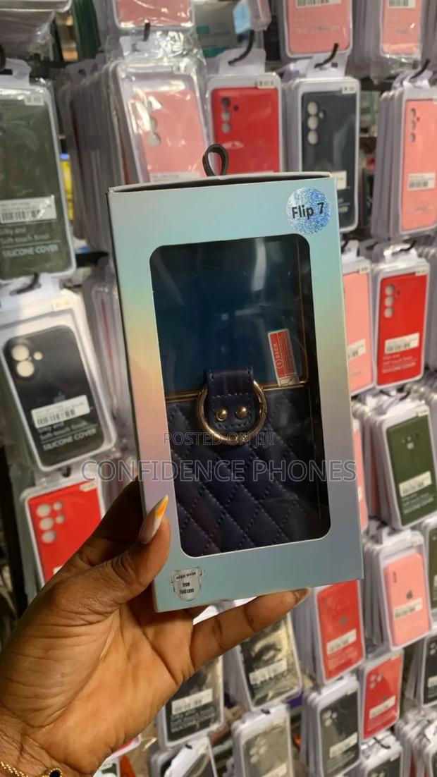 Samsung Flip 7 Cases Available · Photo 2