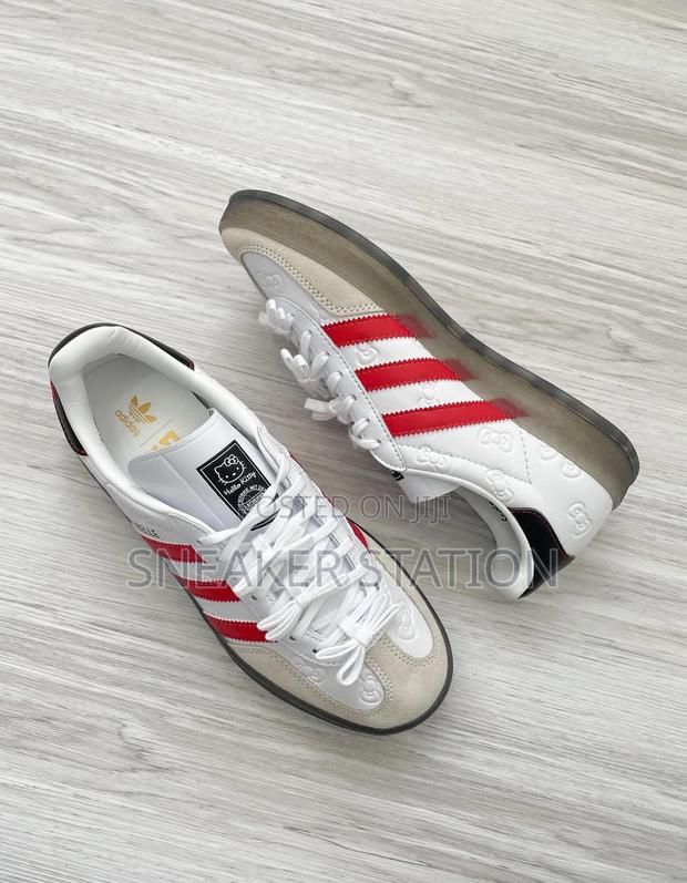 Adidas X Hello Kitty Gazelle Indoor · Photo 1