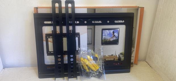 14”-42” Plasma Wall Mount · Photo 3
