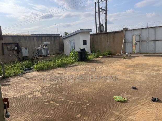 900 SQM Warehouse at Tema Industrial Area · Photo 5