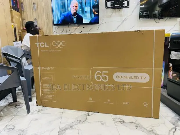 TCL 65" Qd-Mini Led 4k TV · Photo 1