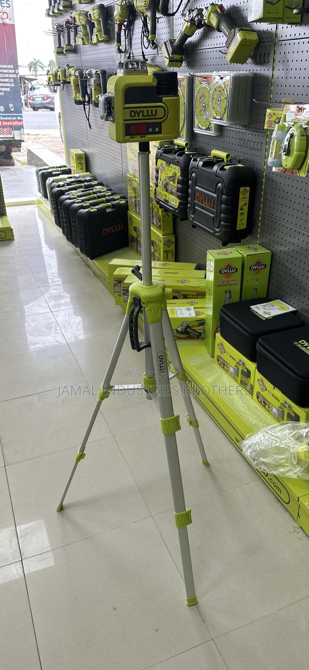 Dyllu 3d Laser Level Machine + Tripod · Photo 2
