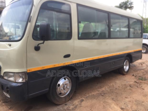 Hyundai County 2019 Grey · Photo 4