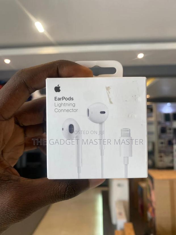 Apple Earpods Lightning Connector · Photo 1