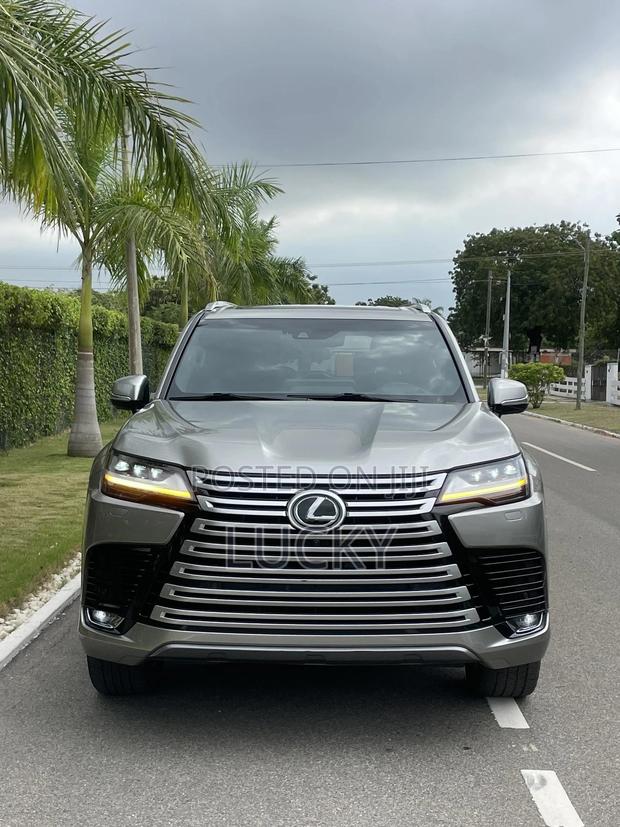 Lexus LX 600 2023 Gray · Photo 1