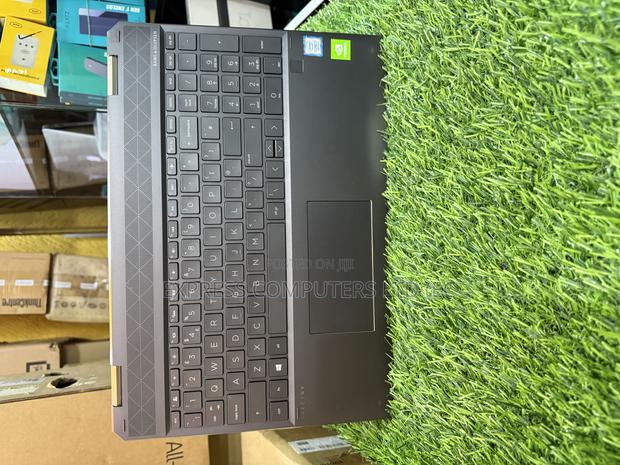 Laptop HP Spectre X360 15t 16GB Intel Core I7 SSD 512GB · Photo 4