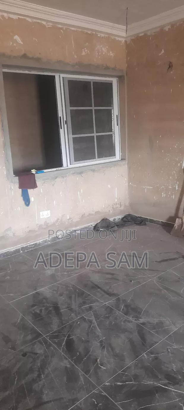 5bdrm House in Adepa Glory Estate, Kasoa for rent · Photo 8