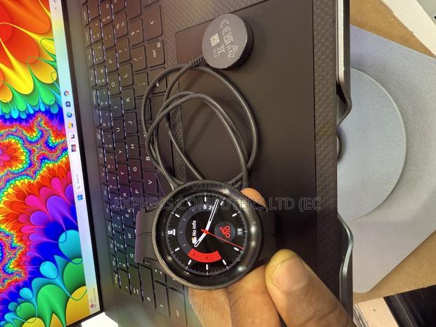 Samsung Galaxy Watch 5 Pro 45mm Smartwatch GPS Heart Rate · Photo 3