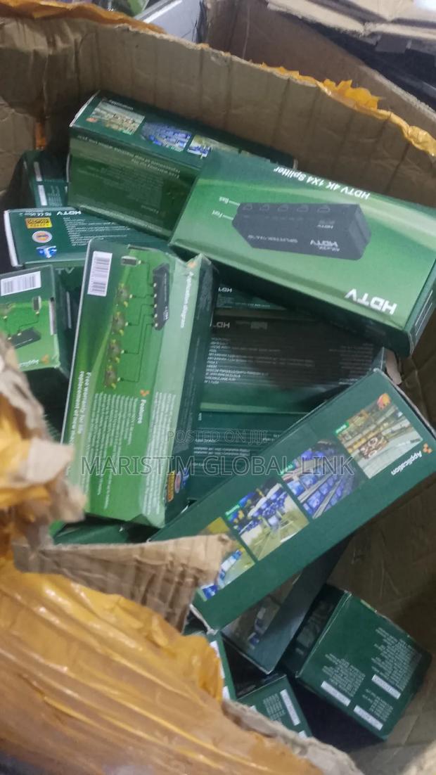 Hdmi 4 Way Splitter · Photo 3