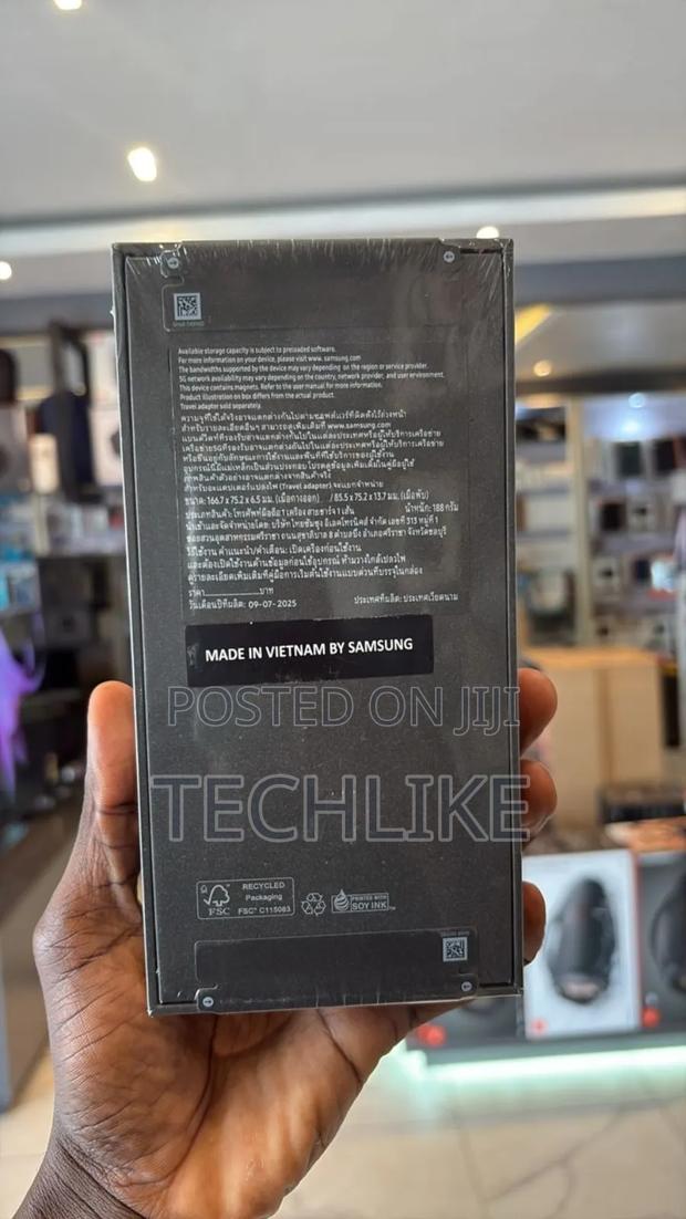 New Samsung Galaxy Z Flip7 512 GB Blue · Photo 1