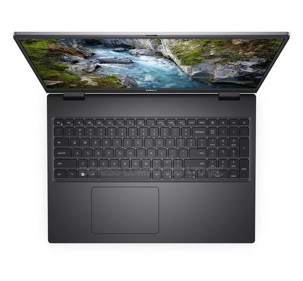 Laptop Dell Precision 7680 128GB Intel Core I9 SSD 2T · Photo 4