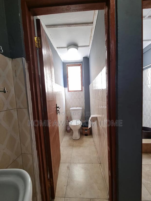 Furnished 2bedroom Flat Near Knust · Photo 3