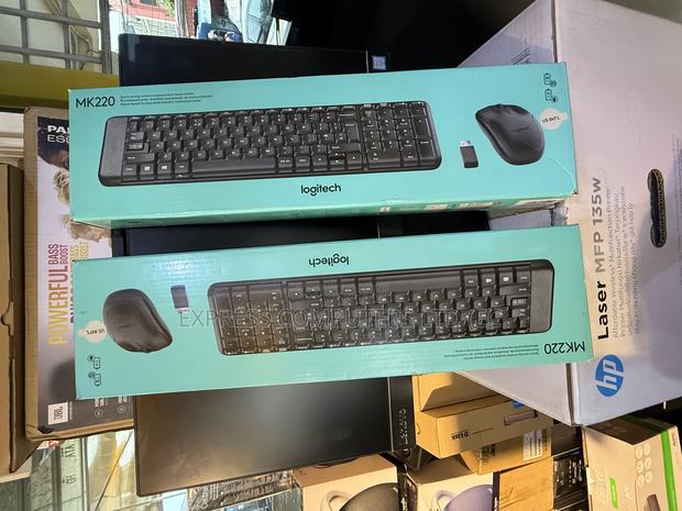 Logitech Mk220 Wireless Keyboard and Mouse Combo Original From Uk · Photo 3