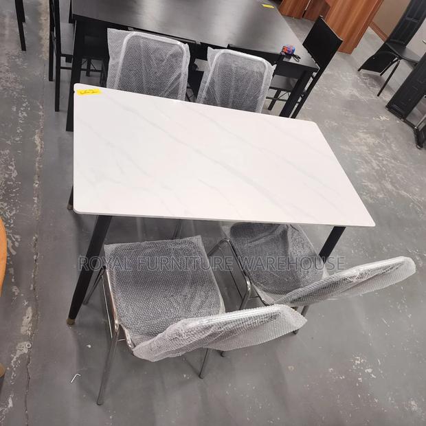 Cz - Lc2 Whitish Heavy Marble With Metallic Frame 4 Seater Dining Set · Photo 2