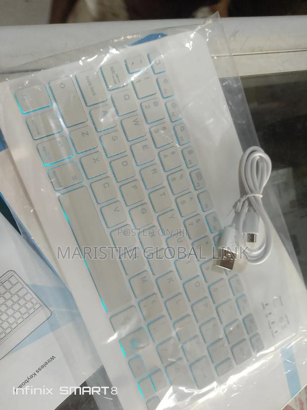 RGB Bluetooth Keyboard (Chargeable) · Photo 3