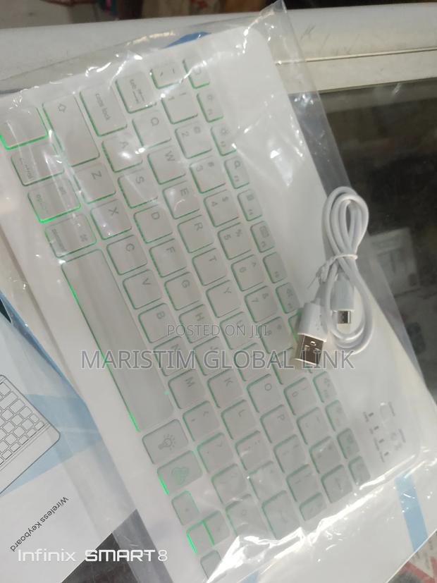 RGB Bluetooth Keyboard (Chargeable) · Photo 4