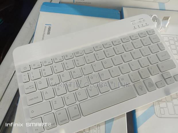 RGB Bluetooth Keyboard (Chargeable) · Photo 5