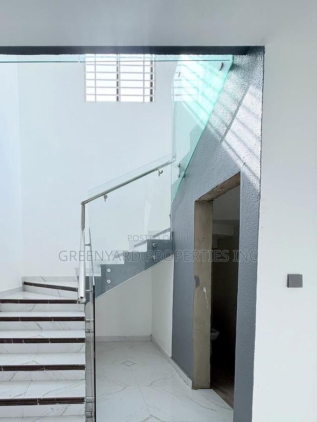 4bdrm House in Sakumono, Spintex for sale · Photo 7
