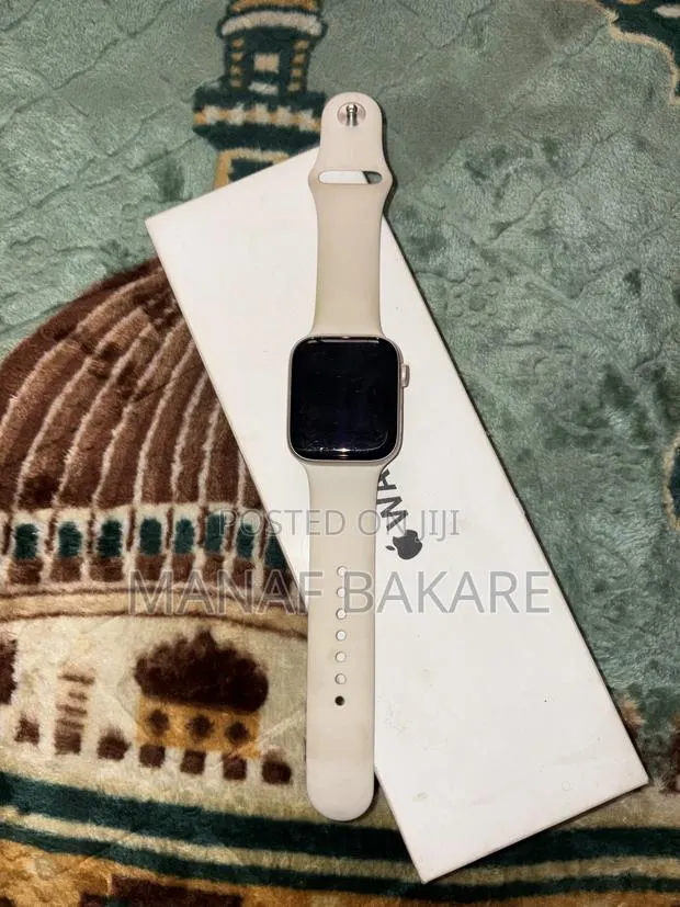 Apple Watch SE 3 · Photo 1