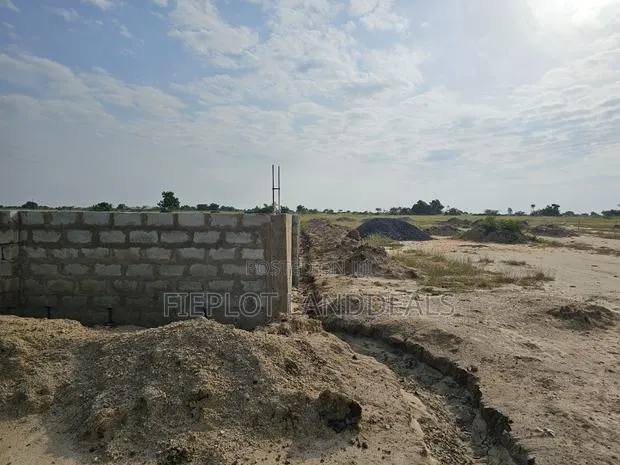 Build Your Dream Home in Prampram – Full Plot Ready for Development · Photo 1