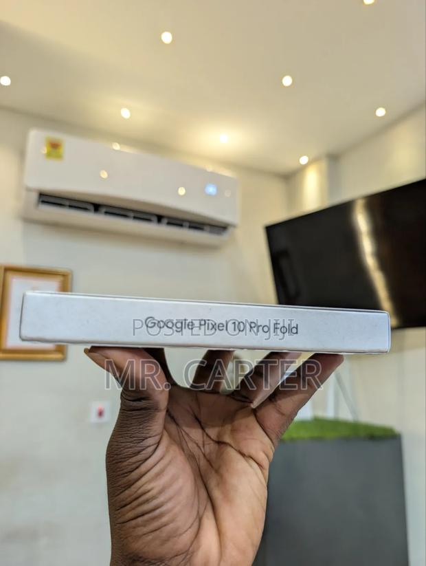 New Google Pixel 10 Pro Fold 256 GB Gray · Photo 6