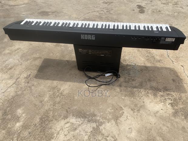 Korg Sp200 Digital Piano · Photo 1