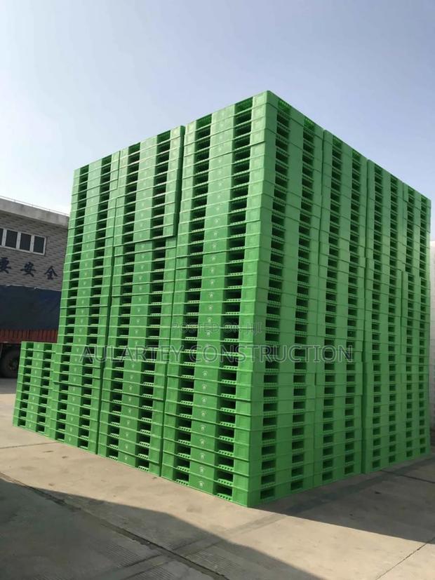 Pallets for Shops and Warehouse · Photo 3
