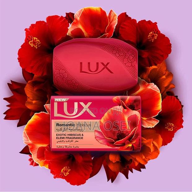 Lux Fragrance Bar Soap · Photo 1