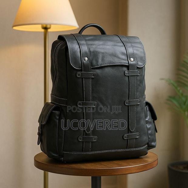 High Quality Vintage Leather Backpacks · Photo 5