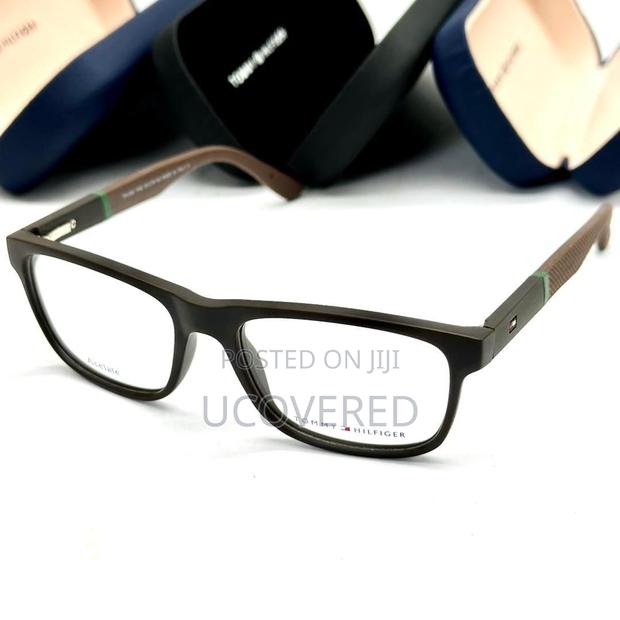 High Quality Tommy Hilfiger Sunglasses · Photo 8