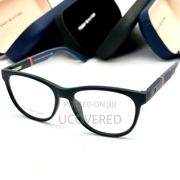 High Quality Tommy Hilfiger Sunglasses · Photo 7
