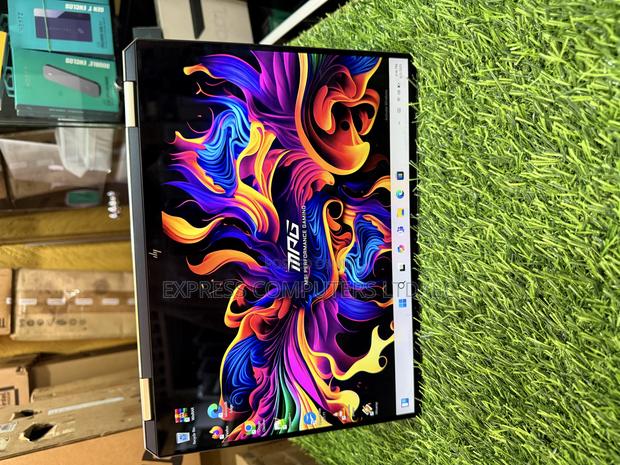 Laptop HP Spectra 13 16GB Intel Core I7 SSD 512GB · Photo 2