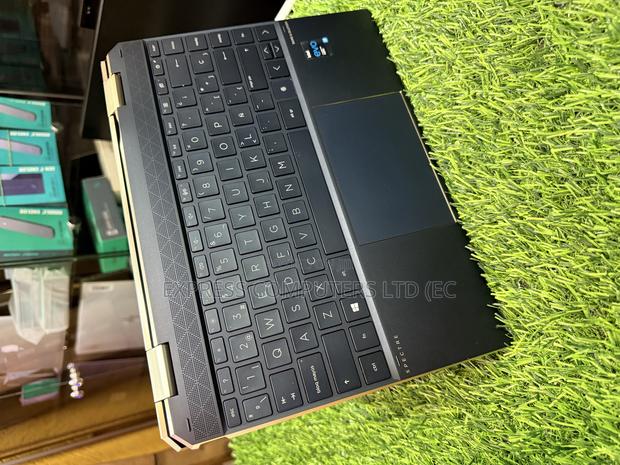 Laptop HP Spectra 13 16GB Intel Core I7 SSD 512GB · Photo 7