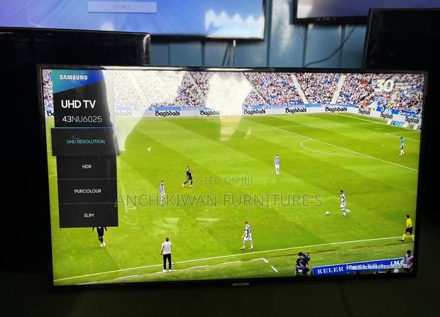 Samsung 43 Inches Smart · Photo 1