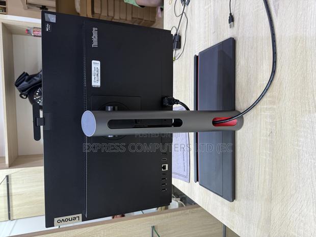 Desktop Computer Lenovo ThinkCentre M700 24GB Intel Core I5 HDD+SSD 1T · Photo 2