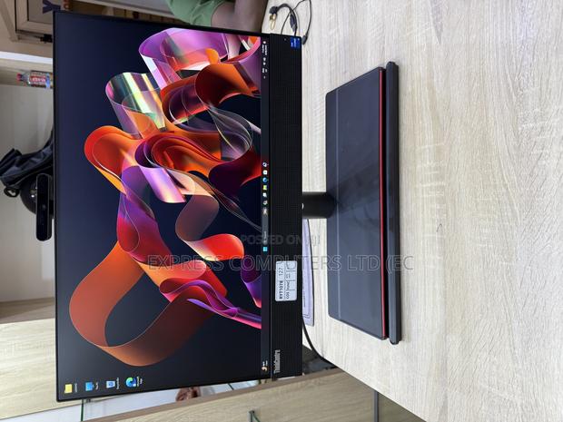 Desktop Computer Lenovo ThinkCentre M700 24GB Intel Core I5 HDD+SSD 1T · Photo 3