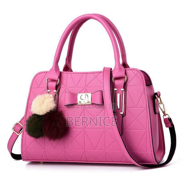 Beautiful Leather Bag · Photo 4
