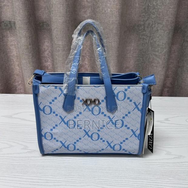 Trendy Ladies Bag · Photo 3
