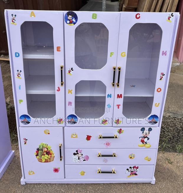 Kids Sleek Wadrobe/Closets · Photo 1