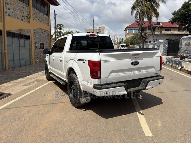 Ford F-150 2019 White · Photo 4