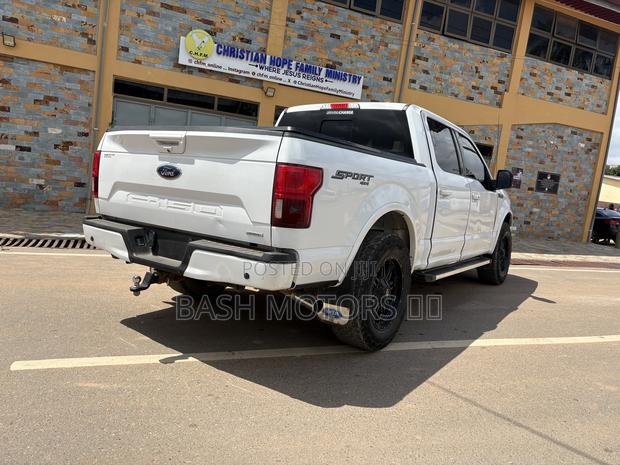 Ford F-150 2019 White · Photo 7