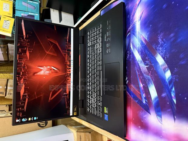 Laptop Acer Nitro 17 24GB Intel Core I5 SSD 512GB · Photo 2