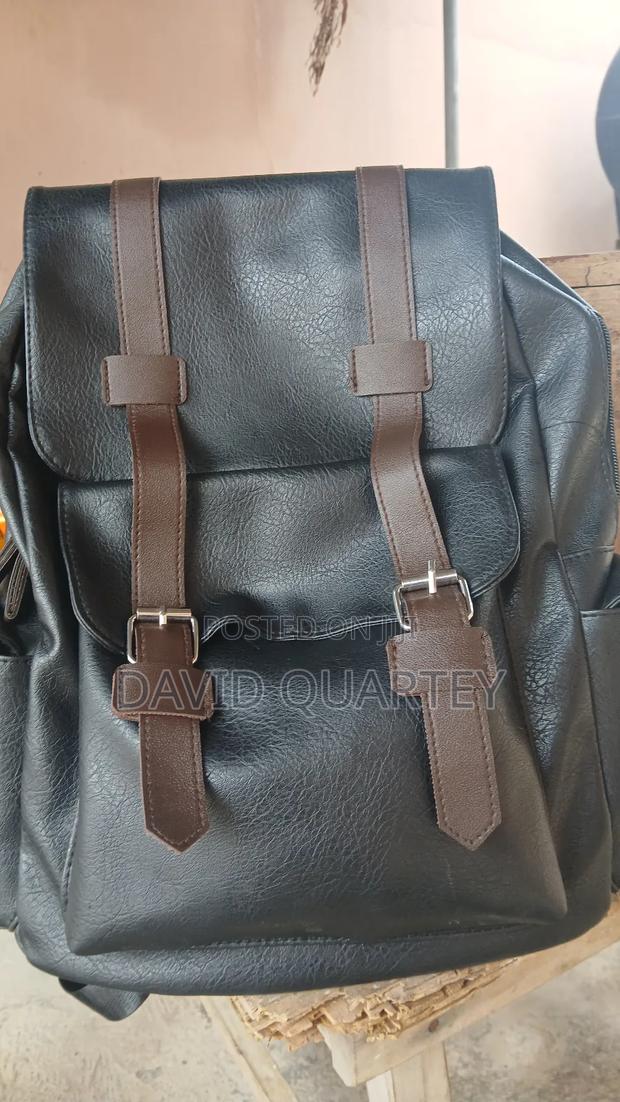 Leather School Bag · Photo 3