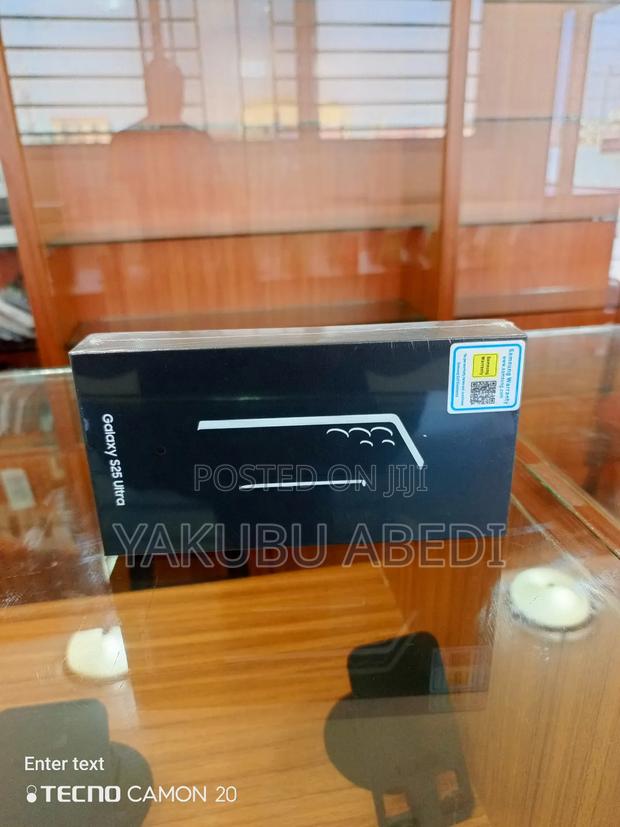 New Samsung Galaxy S25 Ultra 256 GB Black · Photo 1