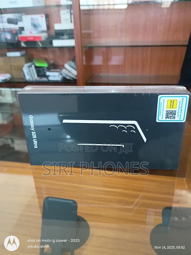 New Samsung Galaxy S25 Ultra 256 GB Black · Photo 1